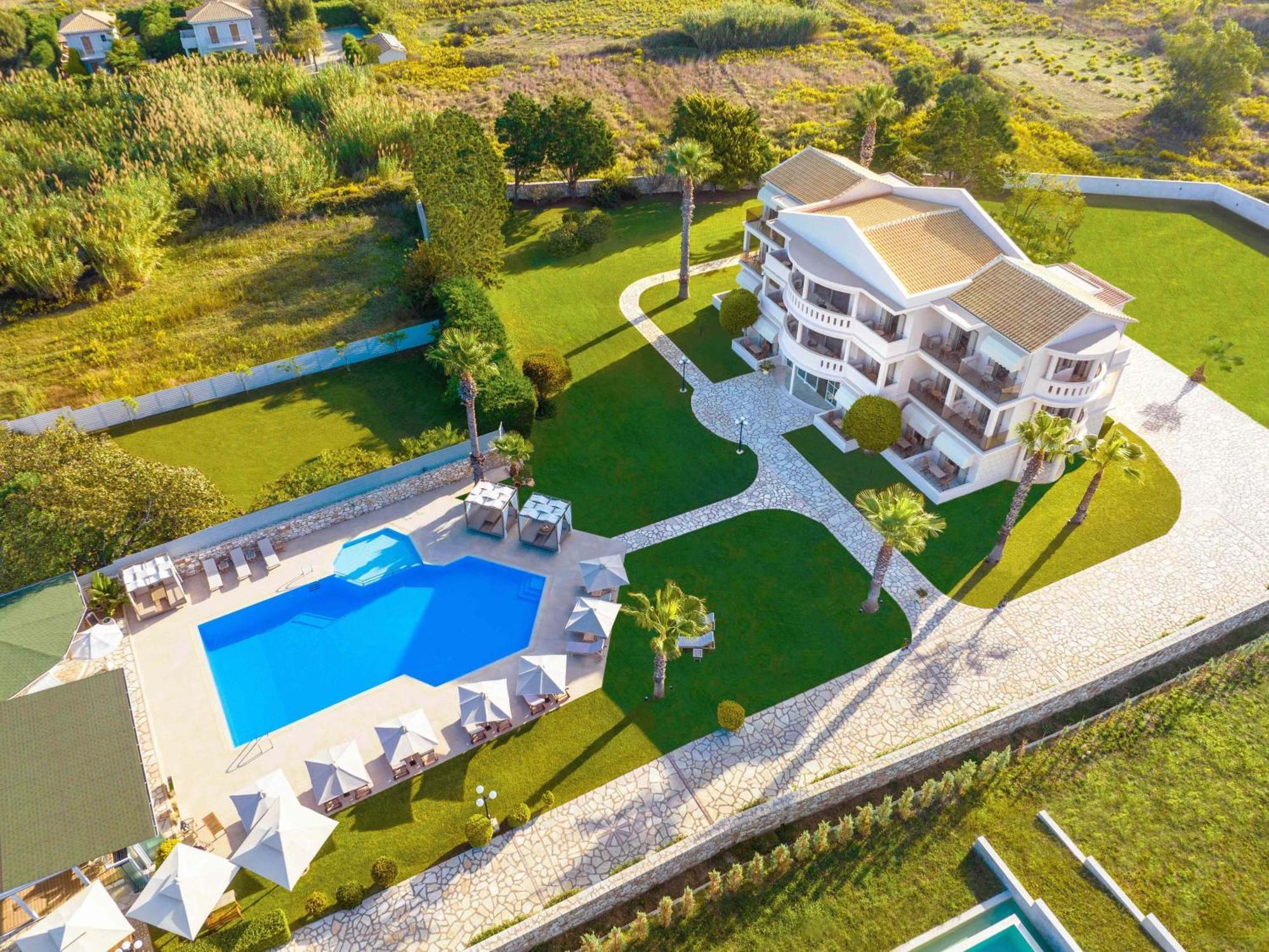 San Giovanni Beach Resort And Suites 아기오스 이오아니스 외부 사진