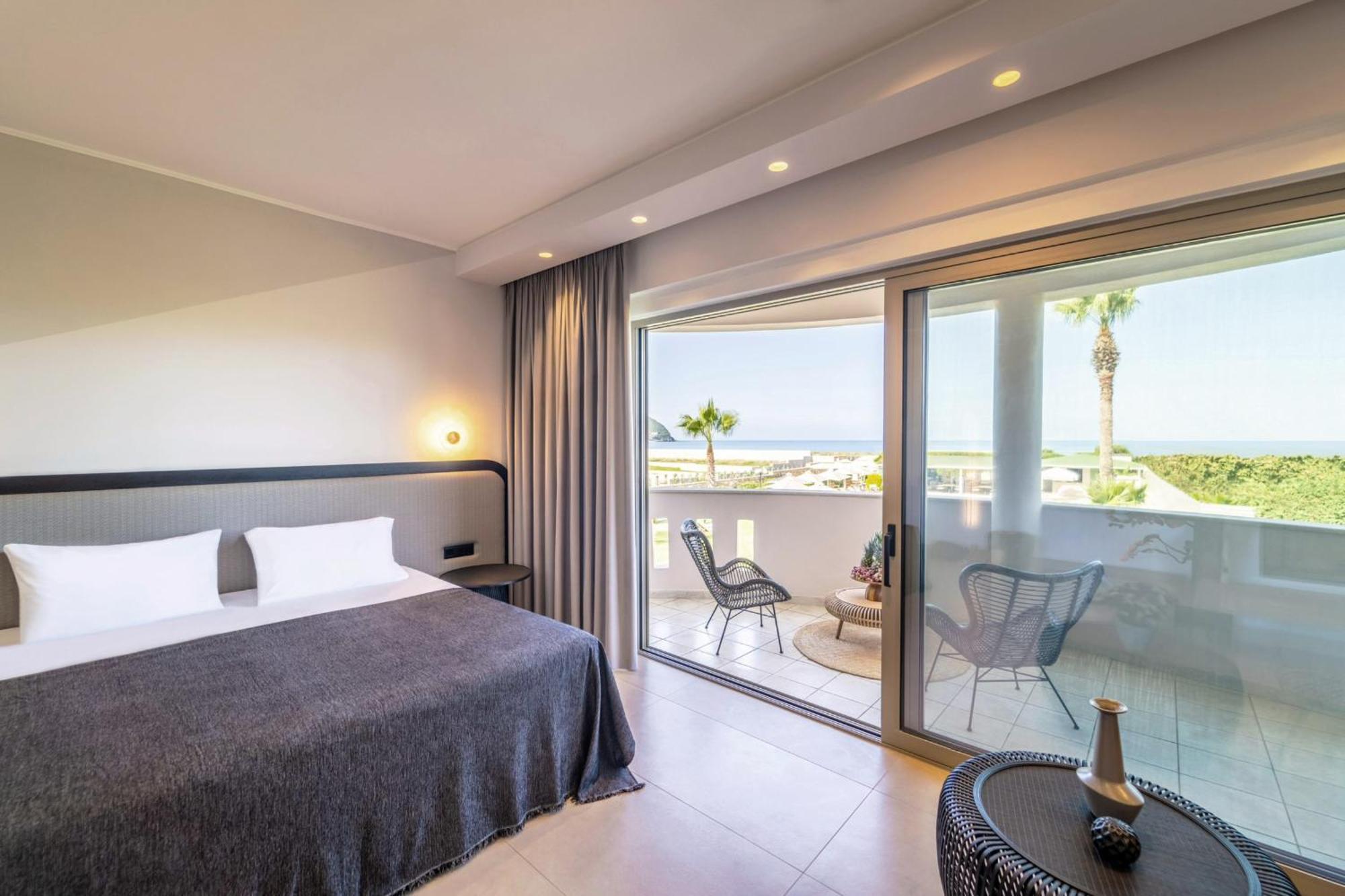San Giovanni Beach Resort And Suites 아기오스 이오아니스 외부 사진