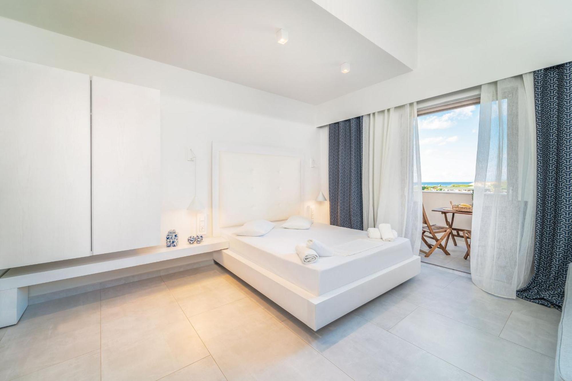 San Giovanni Beach Resort And Suites 아기오스 이오아니스 외부 사진